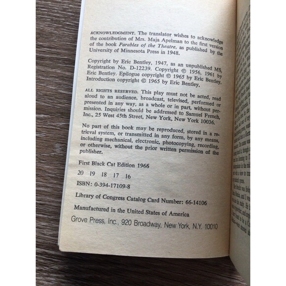 The Good Woman of Setzuan by Bertolt Brecht 1966 First Black Cat Edition - Picture 3 of 3